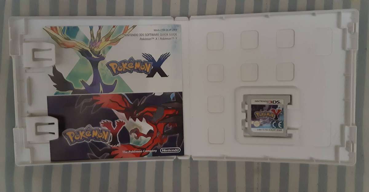 Pokemon Y Nintendo 3DS