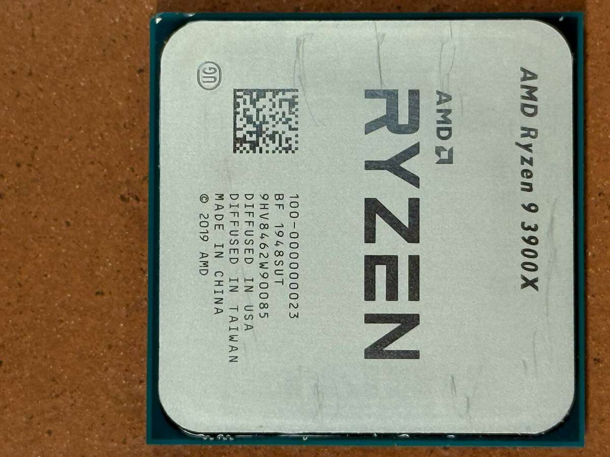 AMD Ryzen 9 3900X  12-Core / 24-Threads