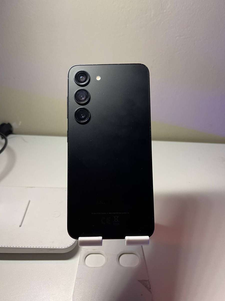 Samsung galaxy s23 256 GB