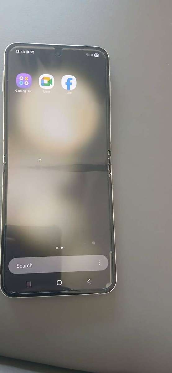 Samsung Z Flip 5 (256GB/8GB)