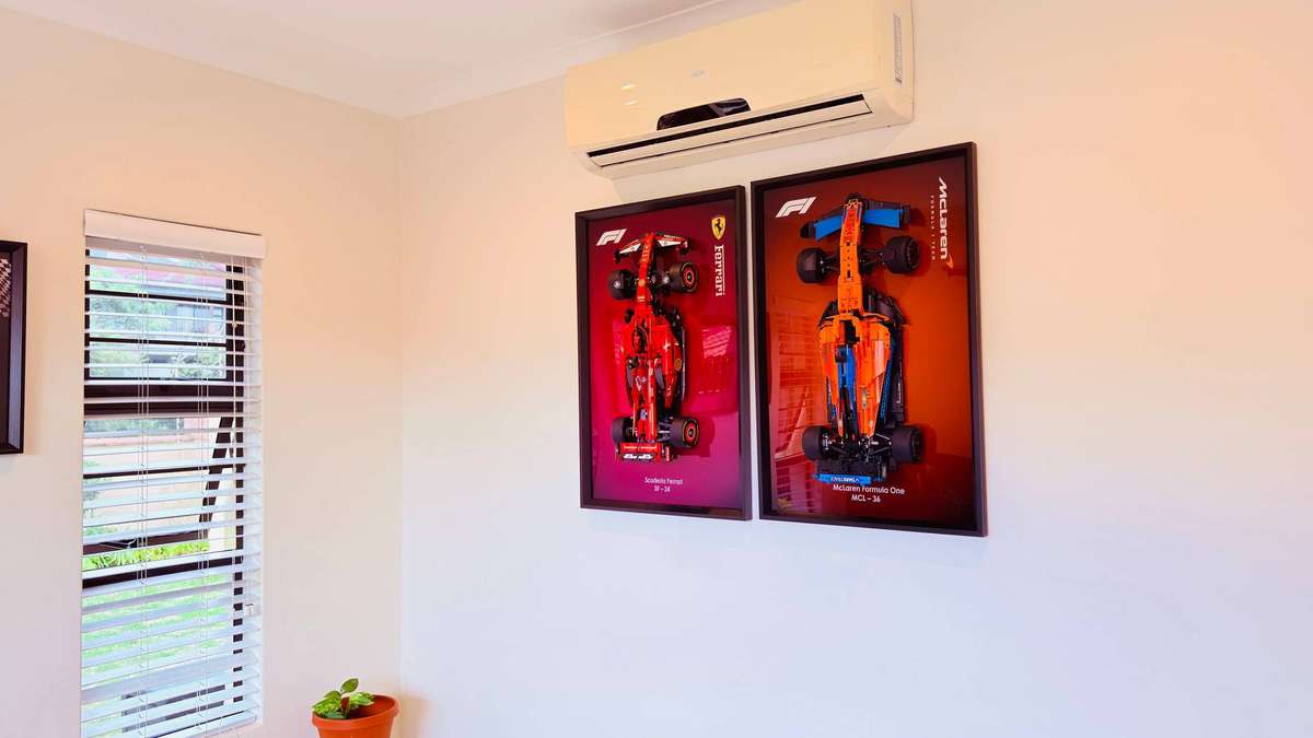 DF Studios | Red Bull RB20 Lego Technic | F1 Display Frame