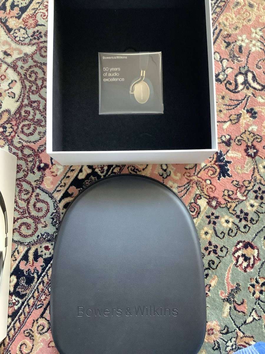 Bowers & Wilkins PX headphones