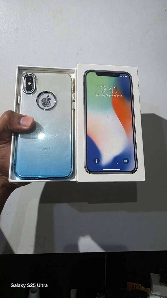 Apple iPhone X 256GB Secondhand in Perfect Condition with Box
