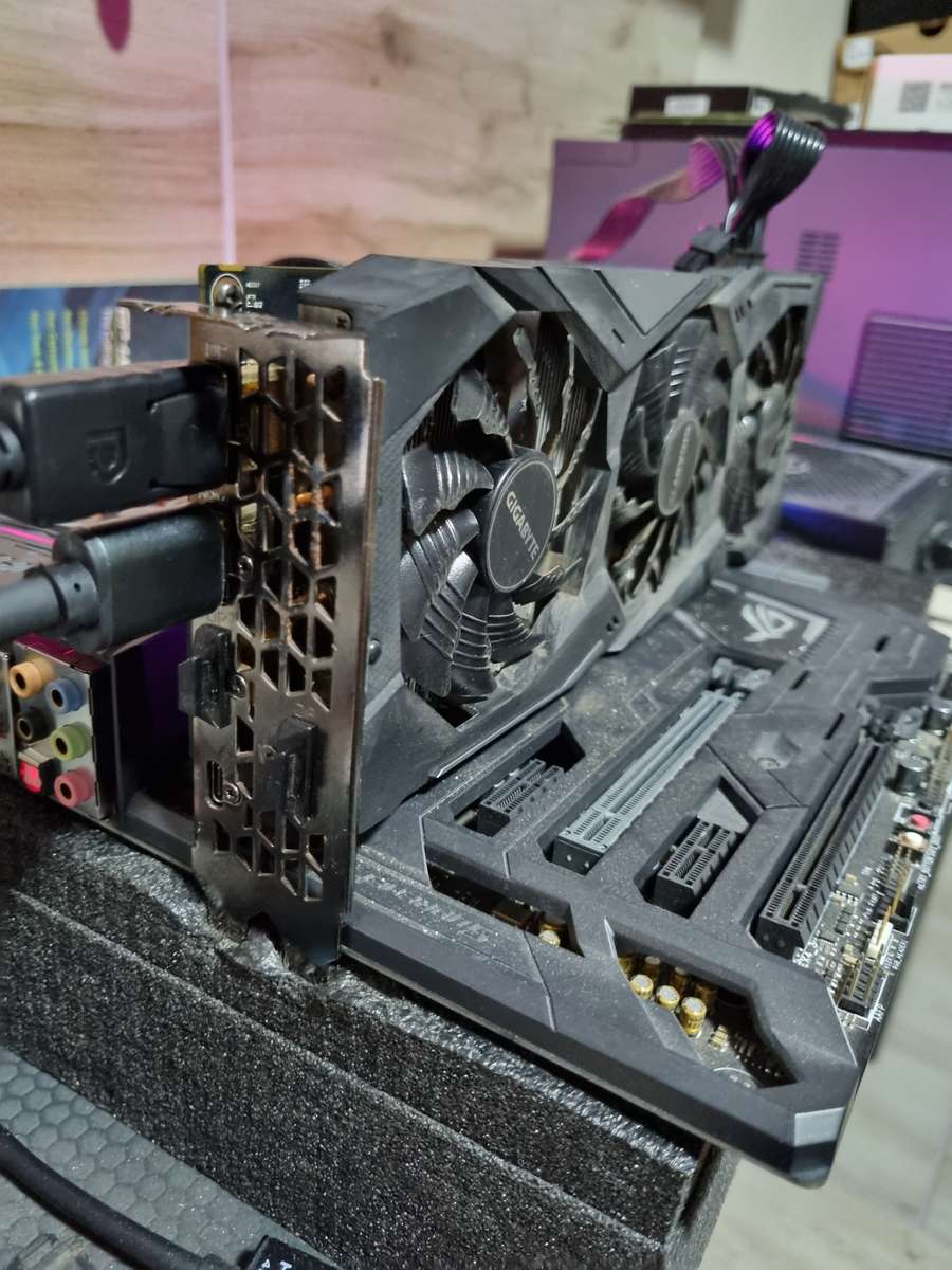 GIGABYTE NVIDIA GeForce RTX 2070