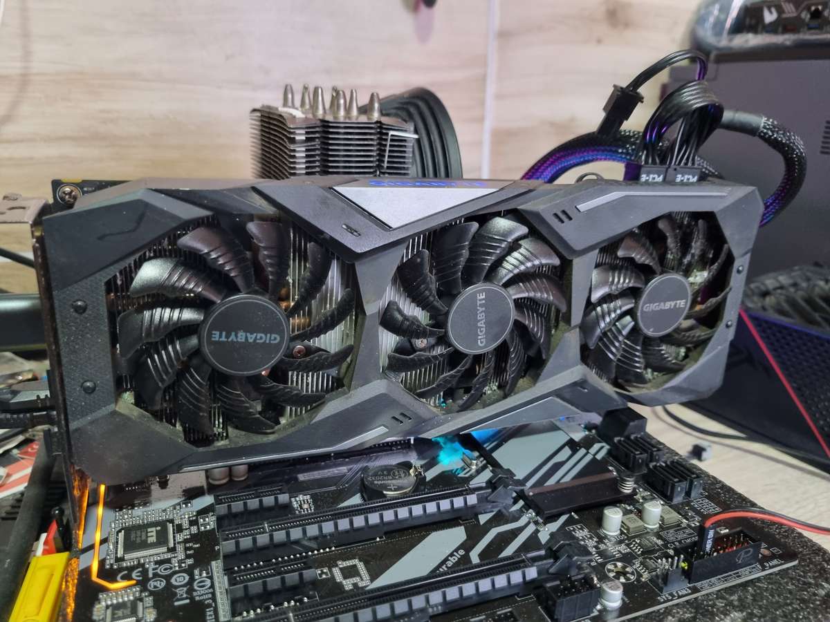 GIGABYTE NVIDIA GeForce RTX 2070