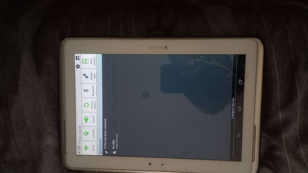 Samsung Galaxy Note 10.1 GT-N8000 32GB with S Pen included. *For Projects, Working Condition*