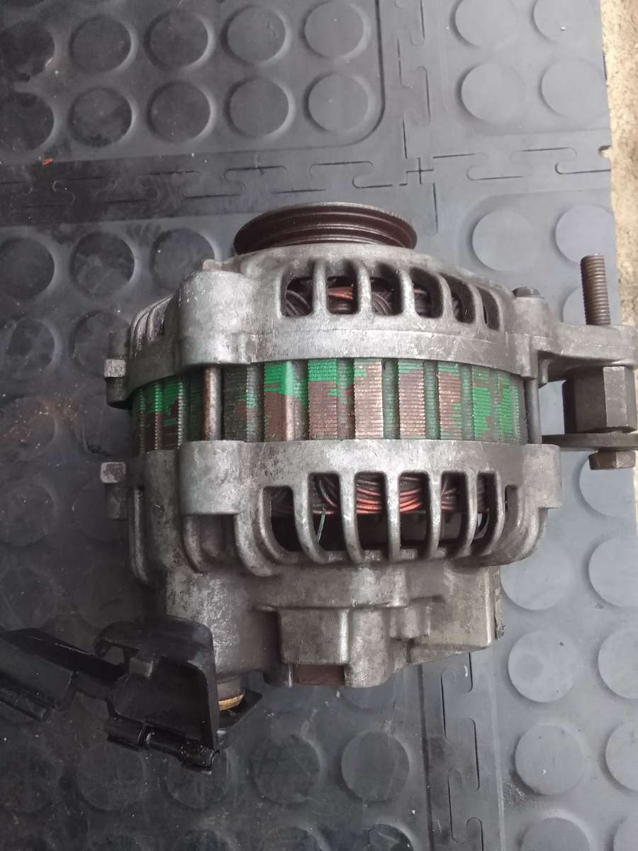 Hyundai Accent/ 93-95 Hyundai Scoupe 1.5L alternator