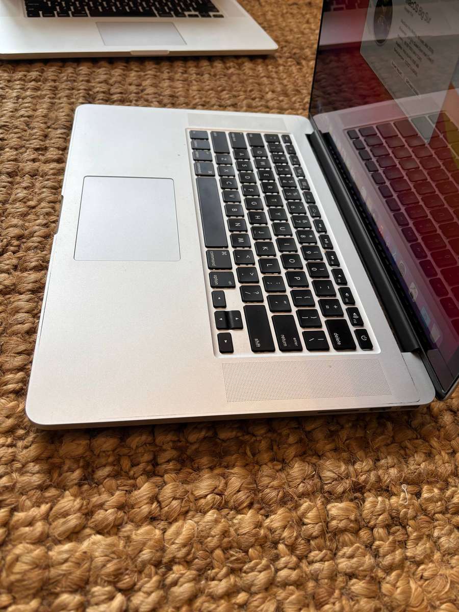 MacBook Pro core i7 (2014)