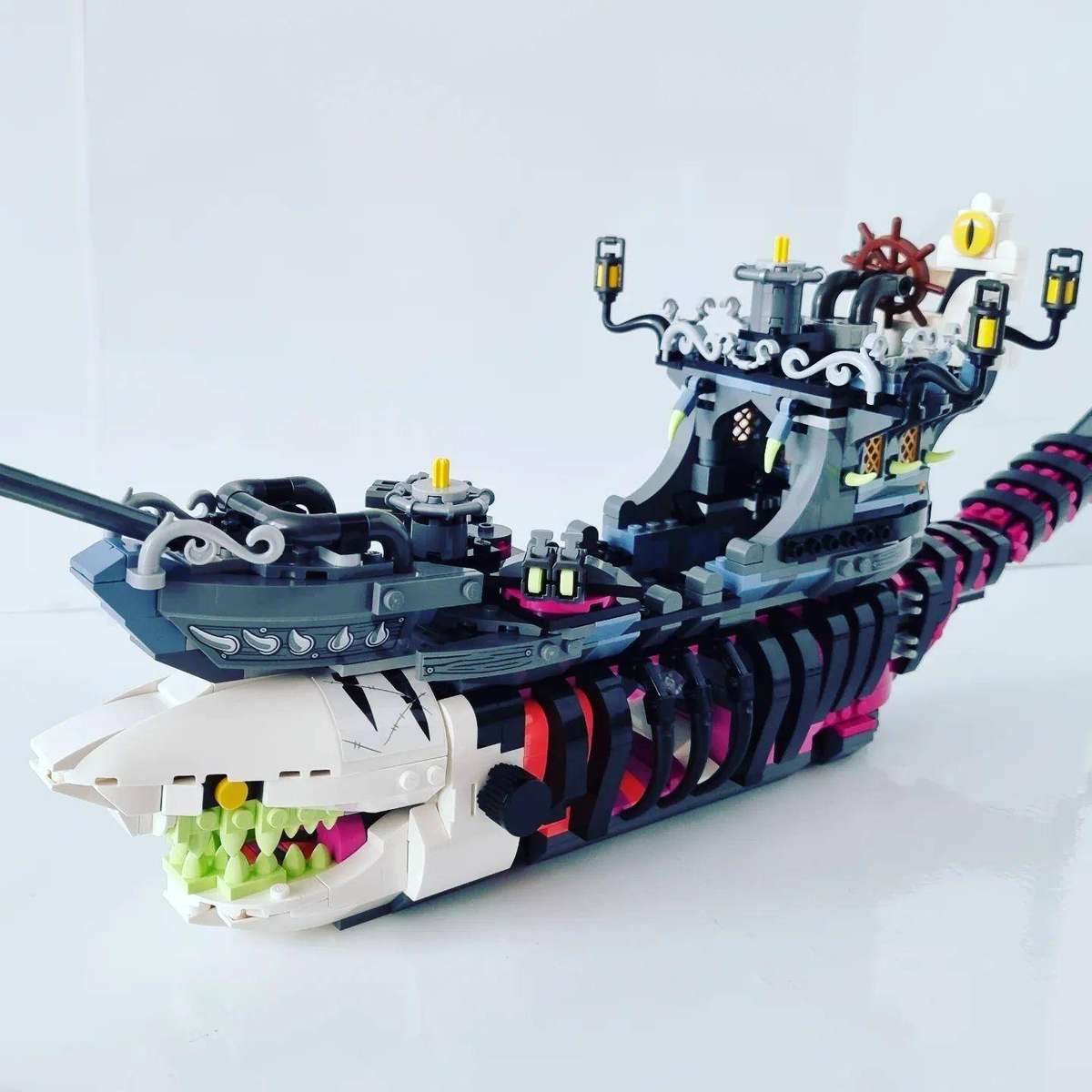 Lego Dreamzz Nightmare Shark Ship 71469