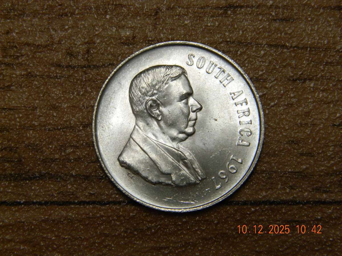 SOUTH AFRICA  ONE RAND COINS  -  1967