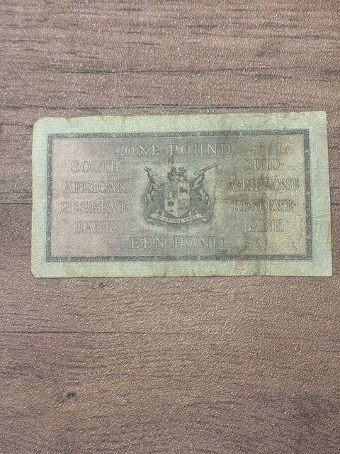 ONE POUND NOTE 1944 AS PER POHOTO