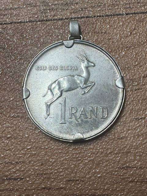 S A ONE RAND SILVER 1966 FRAME