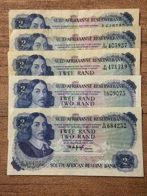 SA TWO RAND NOTES TOTAL 5 TW de JONGH
