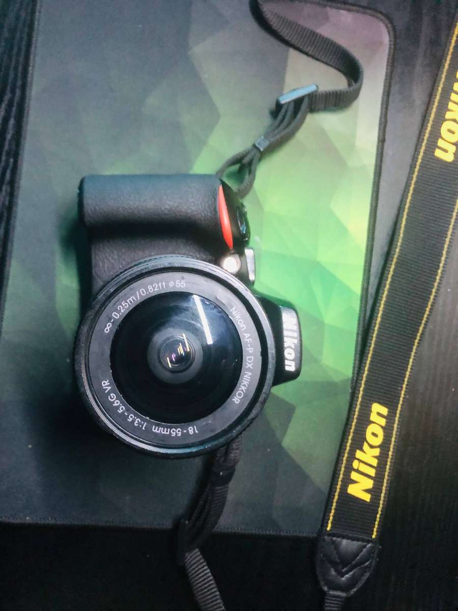 Camera Nikon D5600