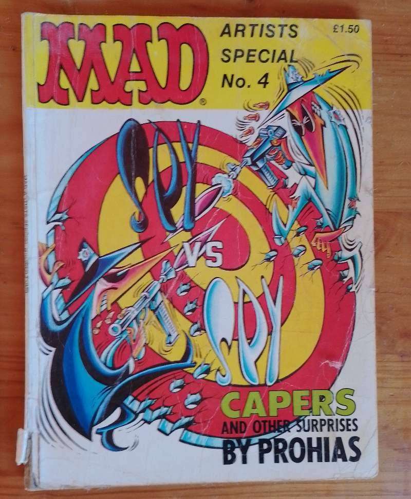 Bundle: Vintage MAD Magazines (1985 Issue + Artists Special No. 4)