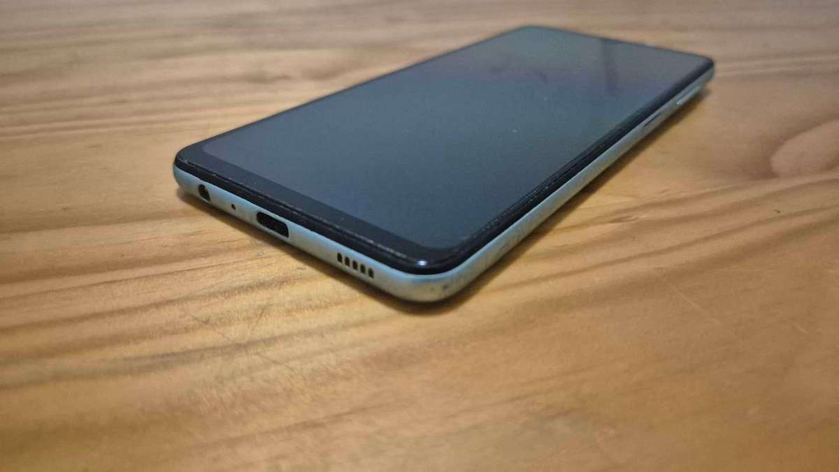 Samsung Galaxy A22 4G Dual Sim with Covers