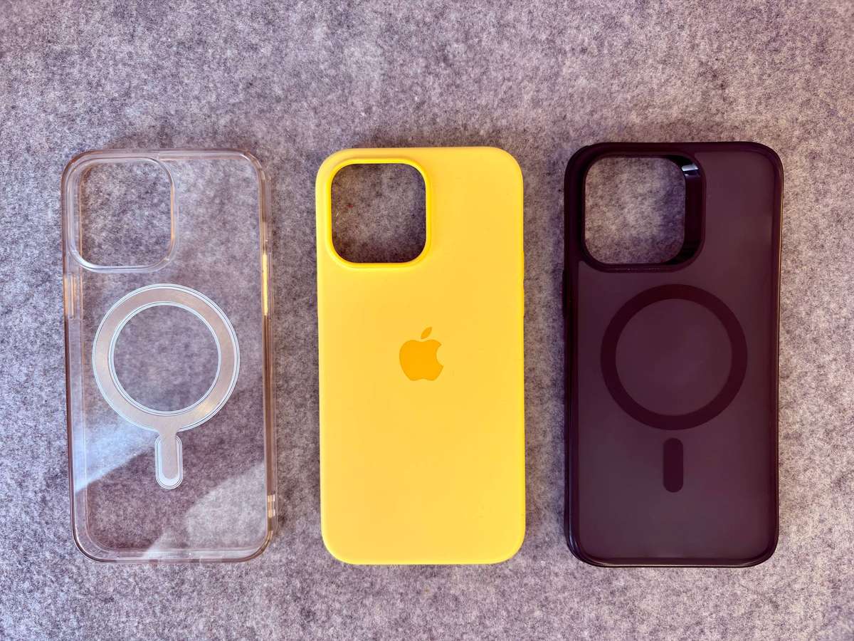 iPhone 14 Pro Max - 100% Battery + Extras
