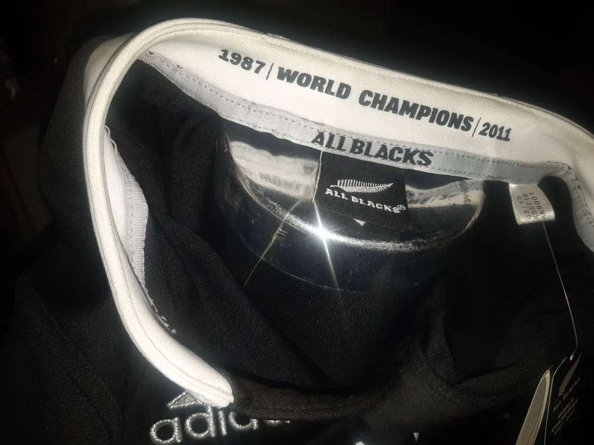 2011 All Blacks Rugby World Cup Jersey.