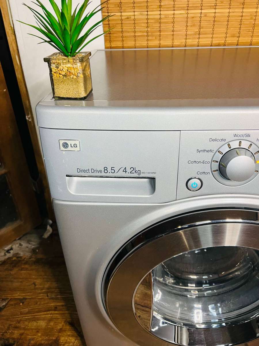 LG 2-in-1 washing machine and dryer combo - secondhand, working condition