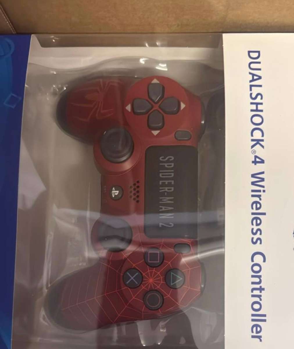 Sony PS4 DualShock 4 v2 Wireless Controller
