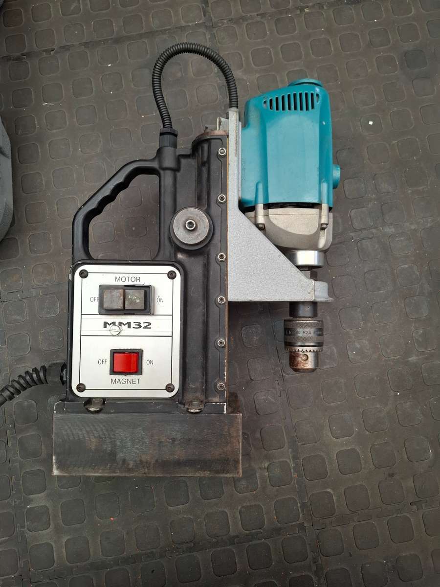 MAKITA Mag drill & cutter set