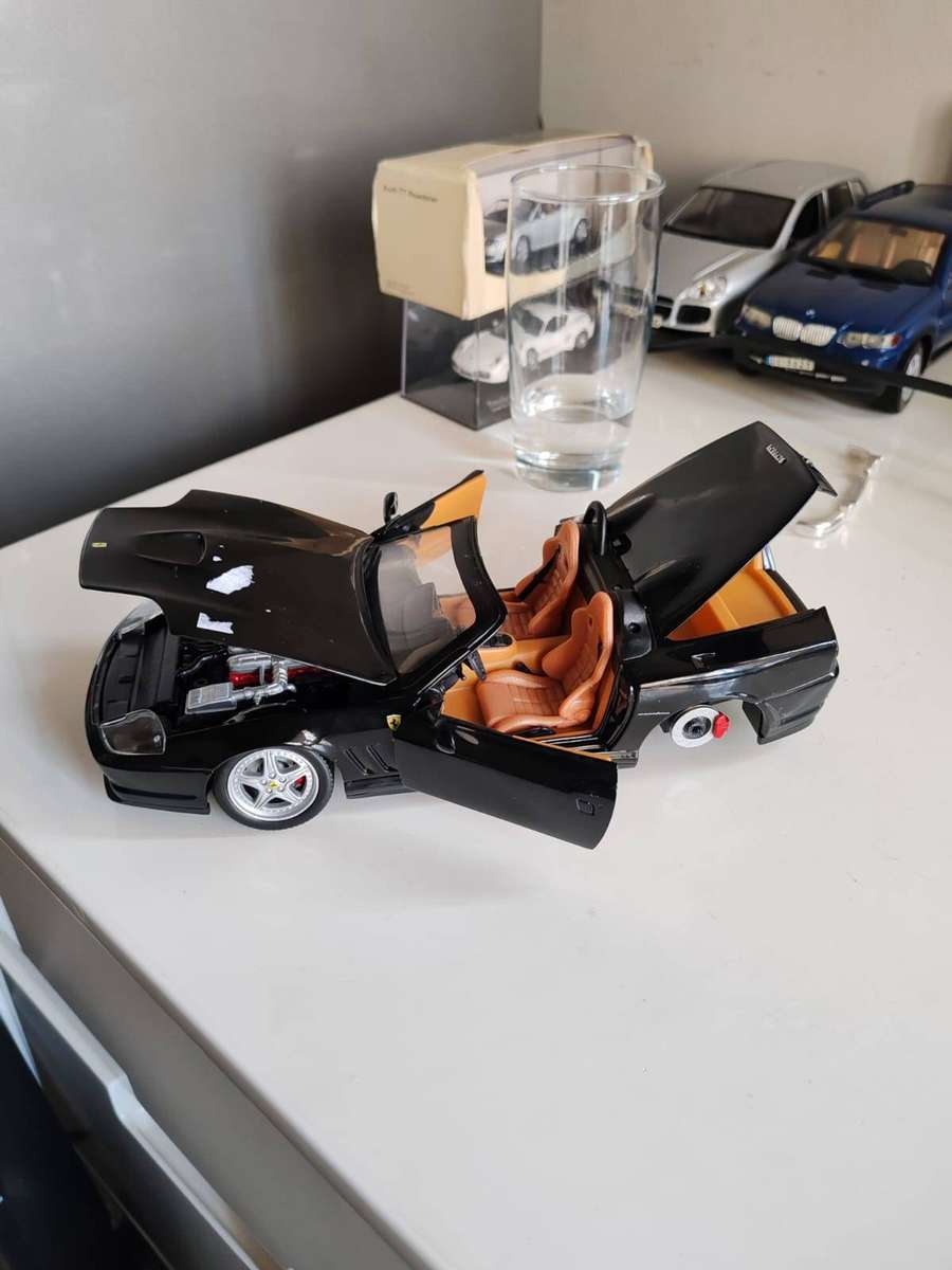FERRARI 550 BARCHETTA 1:18 SCALE BLACK HOTWHEEL