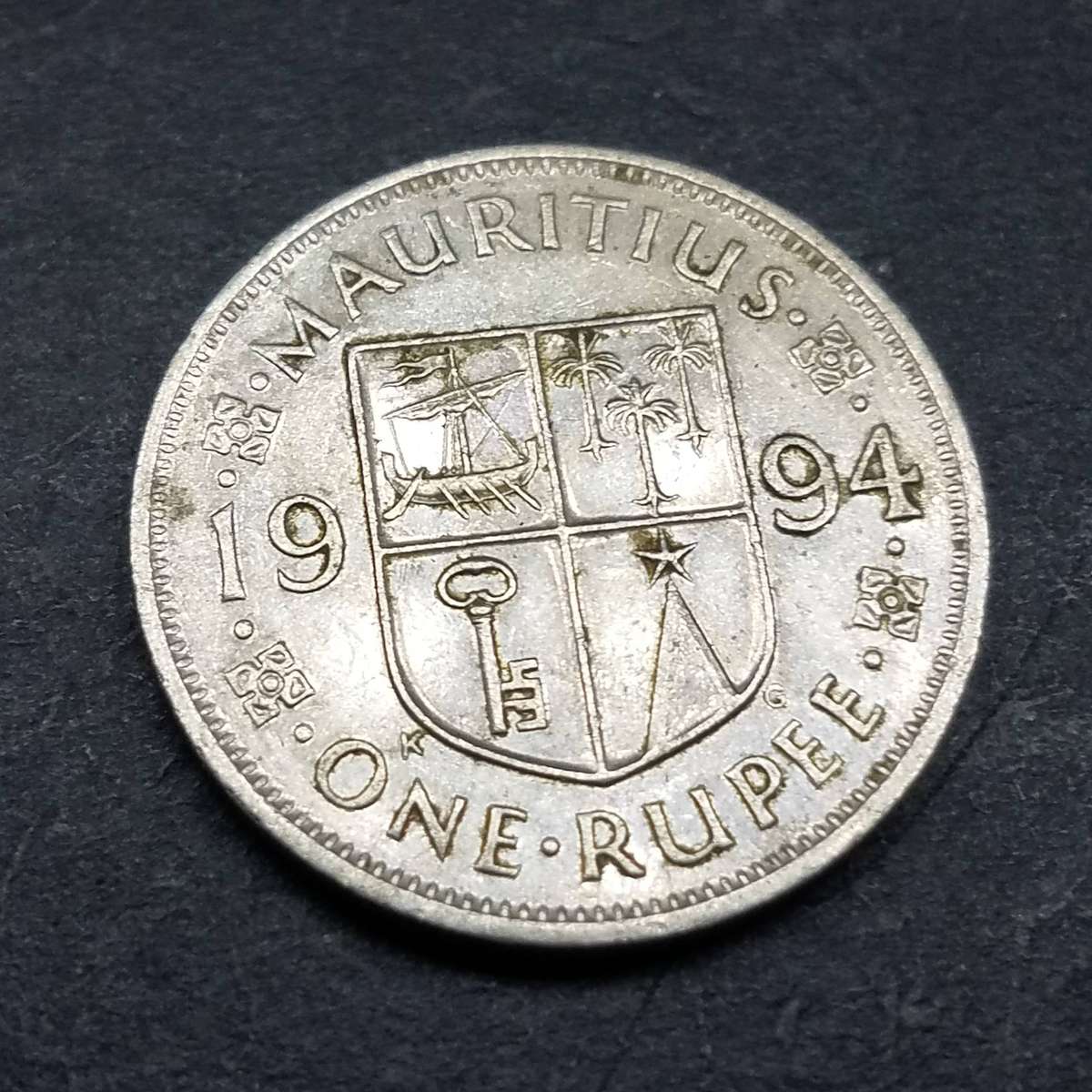 1994 Mauritius 1 Rupees Coins - 1496
