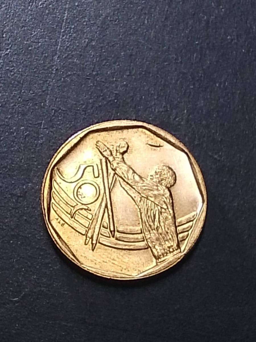2003 RSA 50 cent  Cricket coin  - UNC - 100