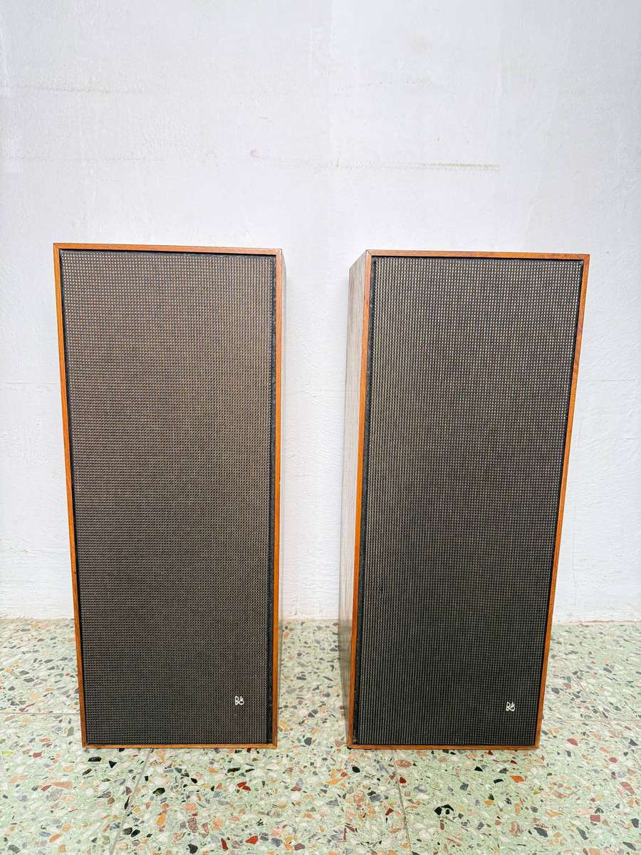 Bang & Olufsen Beovox 2600 Speakers  Excellent Condition