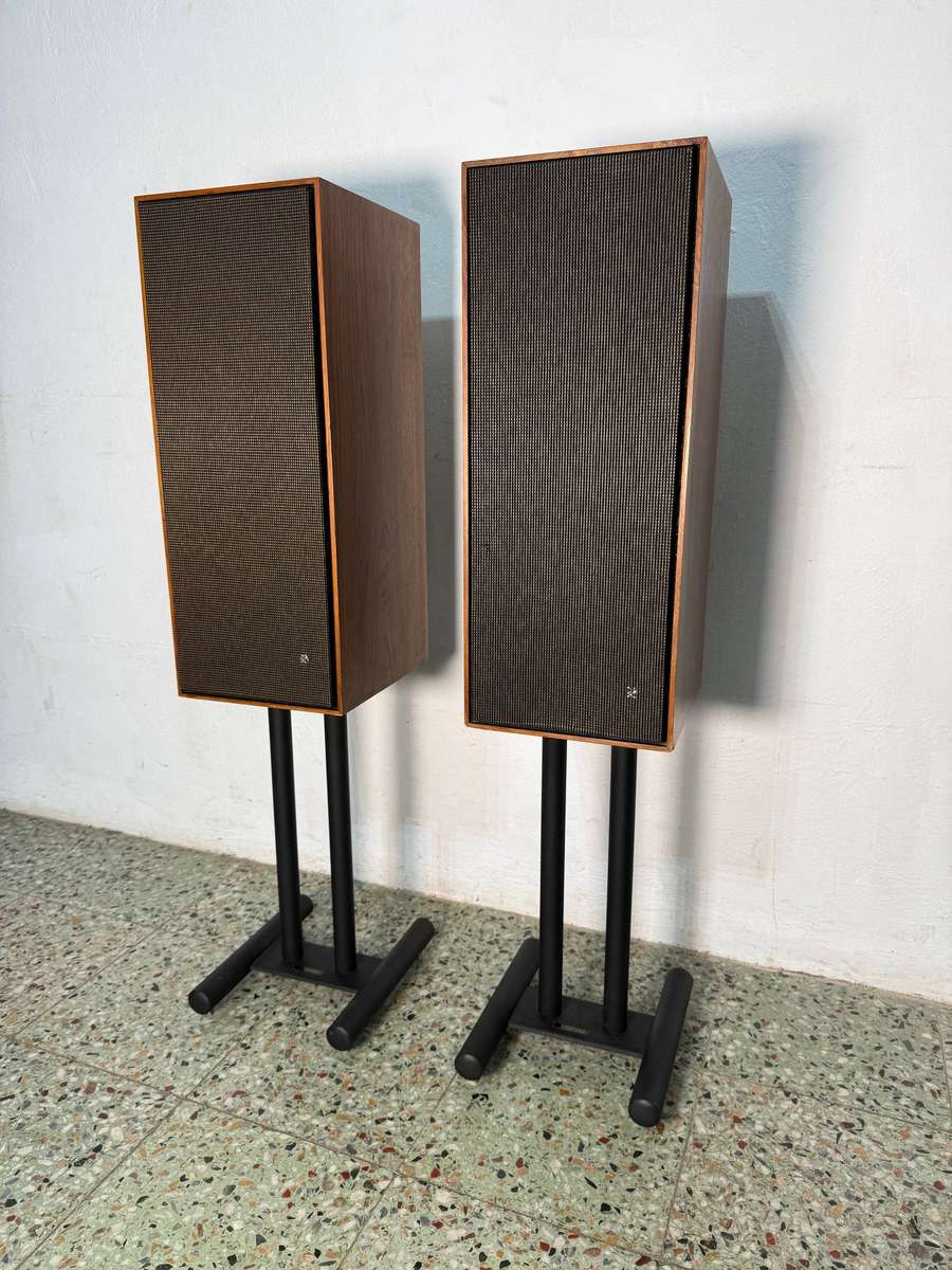 Bang & Olufsen Beovox 2600 Speakers  Excellent Condition