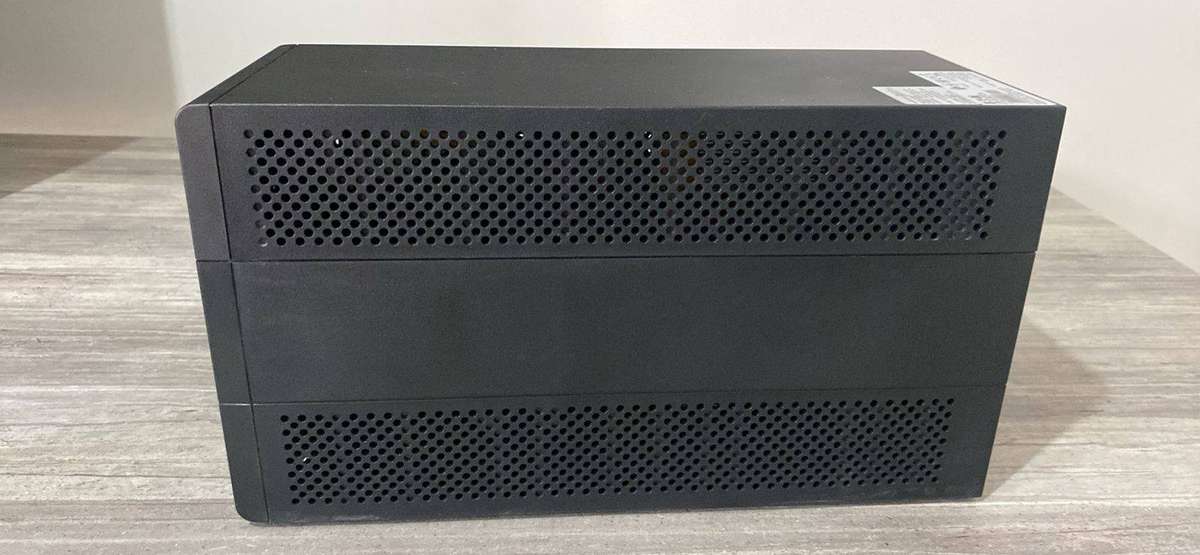 Eaton 5E 1100VA USB 660W UPS