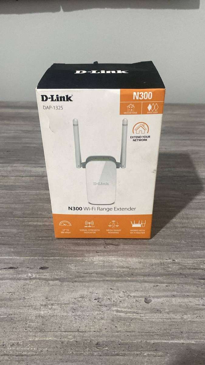 D-Link N300 300Mbps Wi-Fi Range Extender
