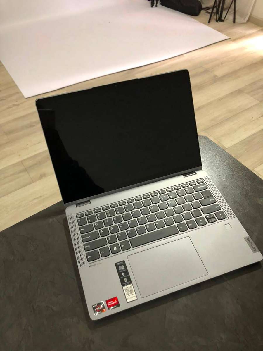 Lenovo IdeaPad Flex 5 14ABR8 AMD Ryzen 7 7730U with Radeon Graphics | Touch Screen | 360 Rotation
