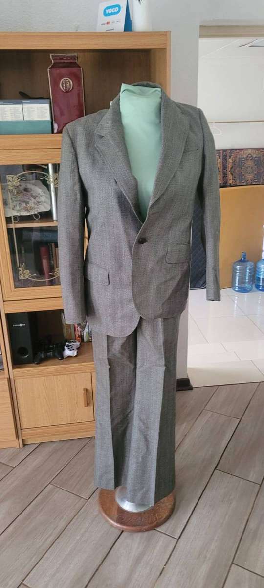 Dugson Trevira Vintage 2-Piece Suit | 25% Virgin Wool | Grey | Approx S/M