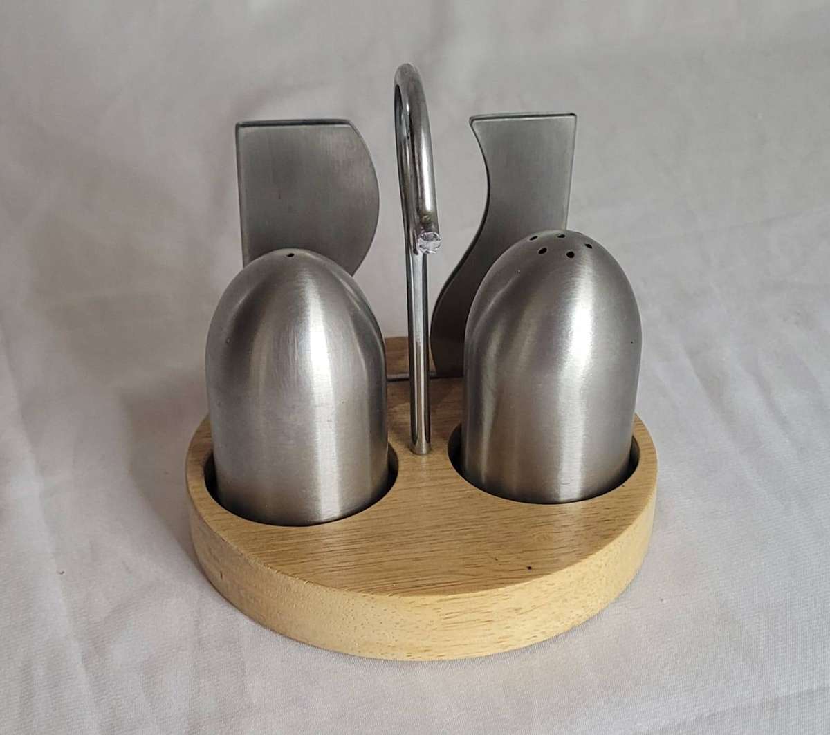 Stainless Steel Salt & Pepper Shaker Set  Wooden Stand  Modern Kitchen