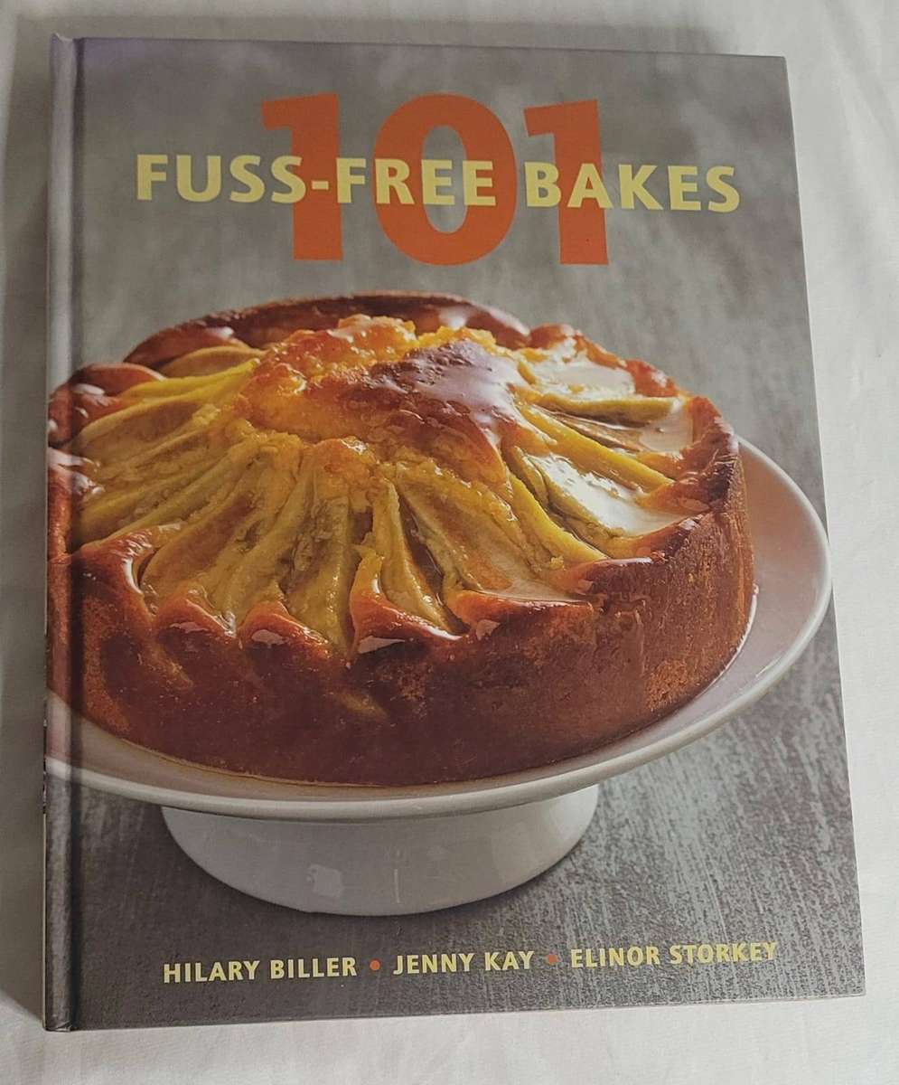 4 Cookbook Bundle  Baking & Cooking  101 Fuss-Free Bakes, Baking Treats, McCain Cook Like a Chef,