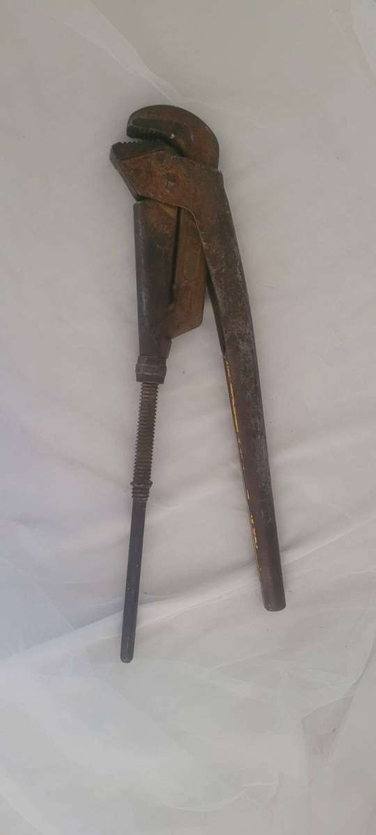 Antique Vintage Cast Iron Adjustable Pipe Wrench  Stillson Style  Industrial Tool Collectible