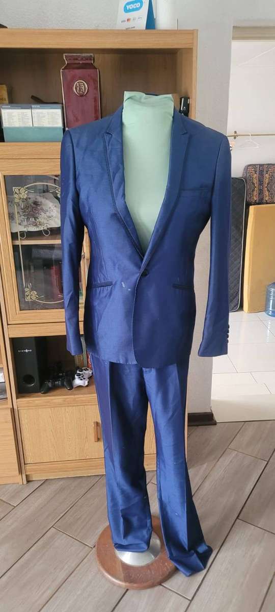 Marco Benoti Blue Shimmer 2-Piece Suit | Jacket 46/40 + Pants 42/36 | Formal / Matric / Wedding