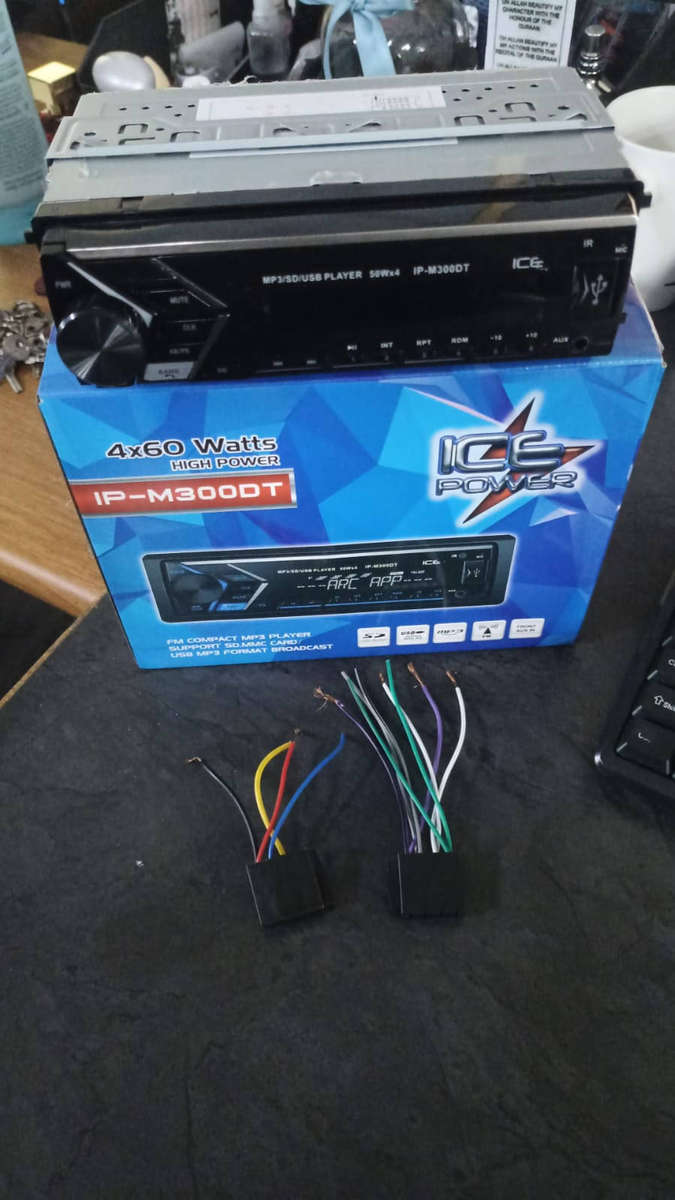 Ice Power IP-M300DT Car MP3 Player