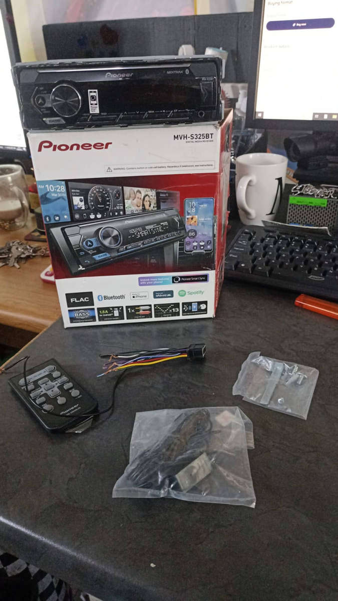 Pioneer MVH-S325BT Digital Media Receiver