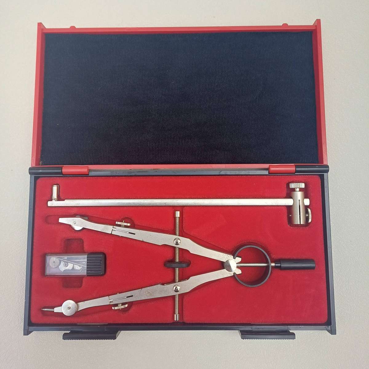 Original Kin Drawing Sets compasses