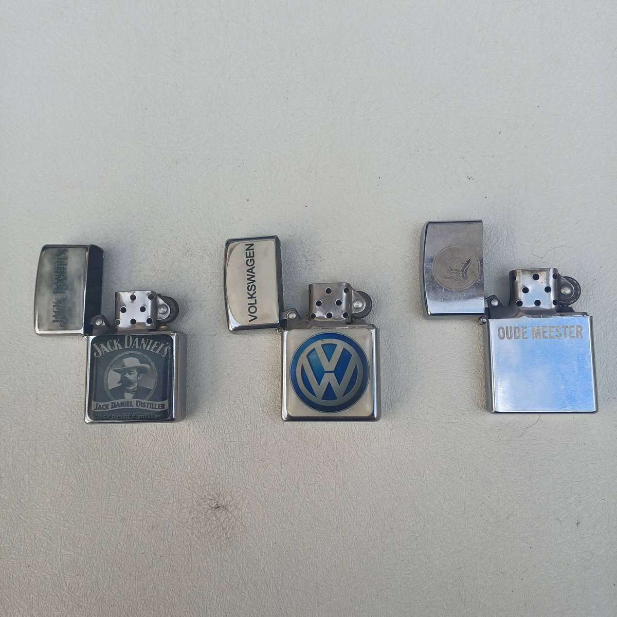 1 Vintage Star Windproof Lighter - 33484 Las Vegas design + 2 other branded Lighters