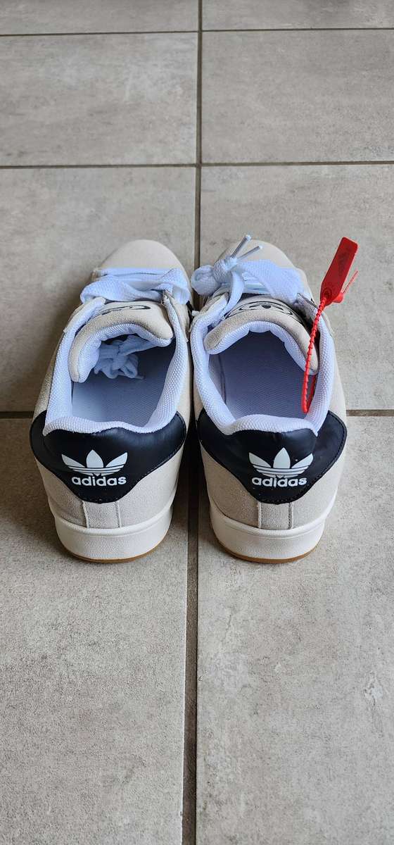 Adidas Campus 00s Size UK 7 Cream Gum Black