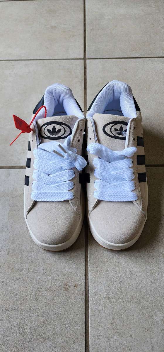 Adidas Campus 00s Size UK 7 Cream Gum Black