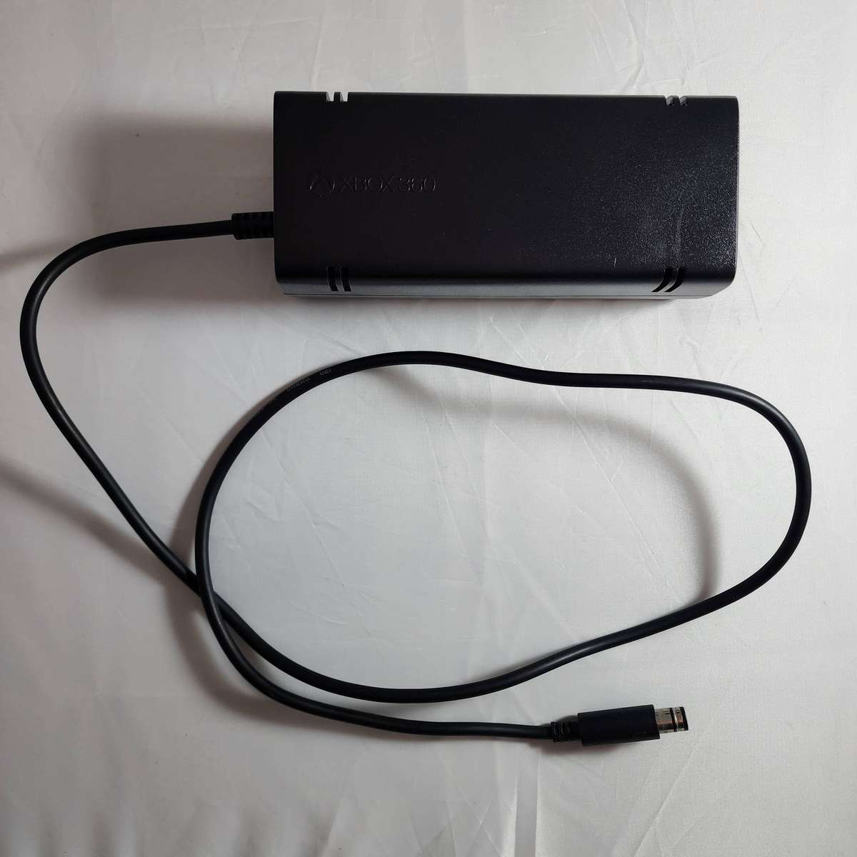 Xbox 360 500GB Console with Controller & Cables - Black