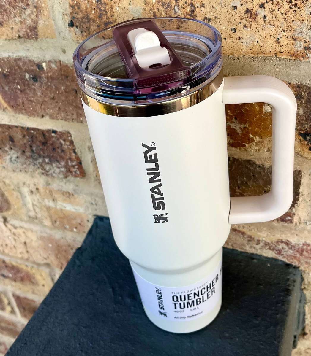 Stanely Quencher leakproof  water bottle