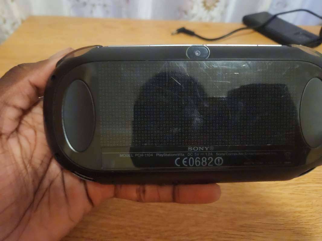 Sony PS Vita for parts. Screen is broken