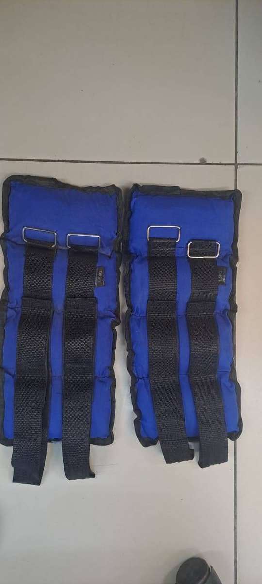 1.5kg Adjustable Ankle & Wrist Weights