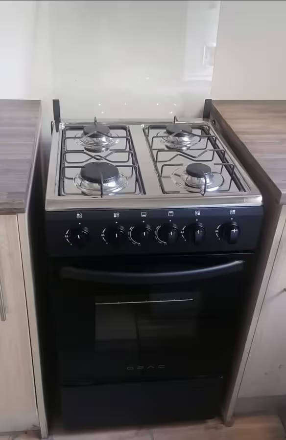 Obac 4burner gas stove with oven