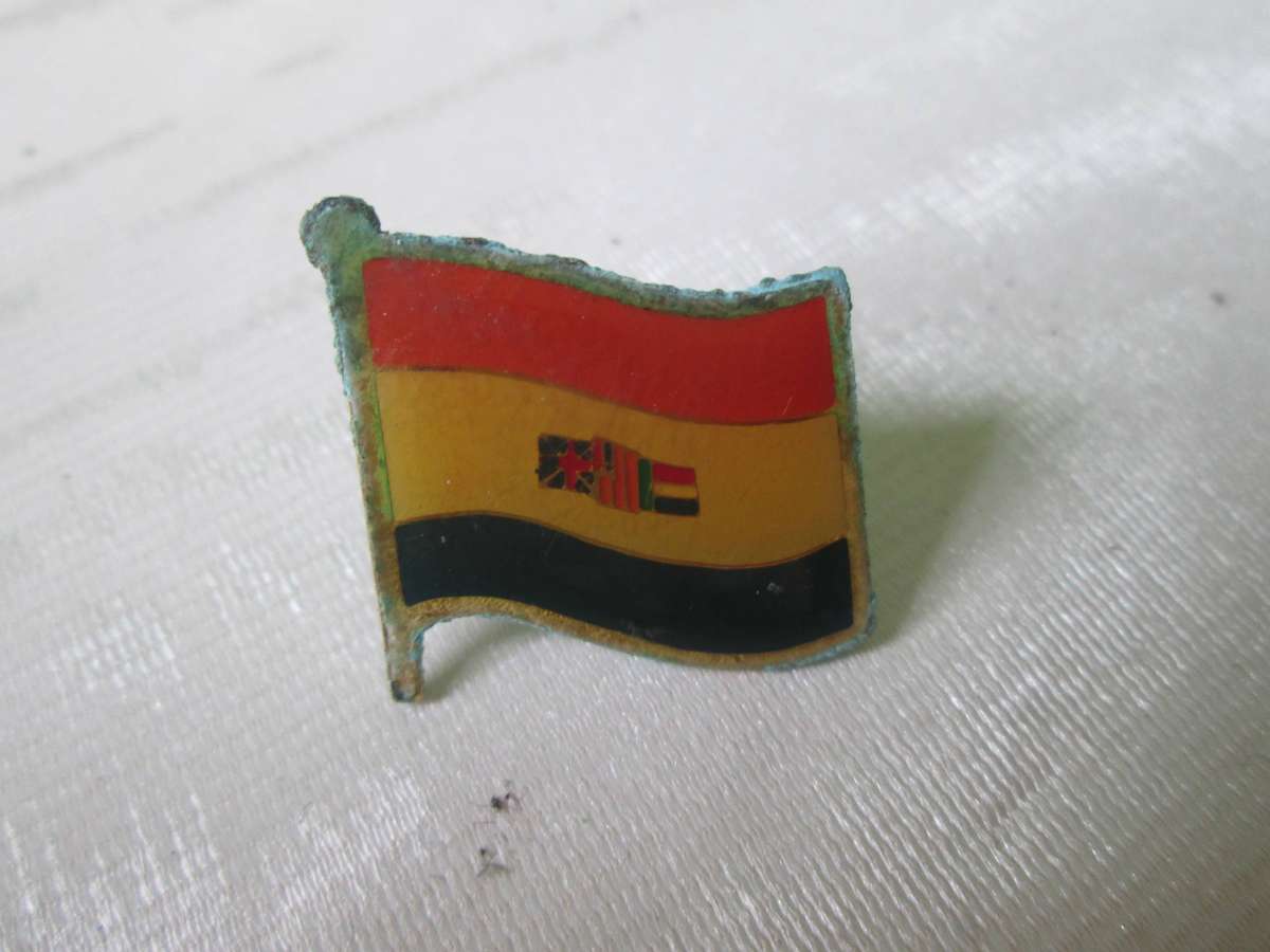2xOld Antique Pin/Brooch Badges ( Springbok)
